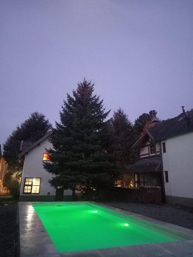 Cabanas Luz De Luna San Martín de los Andes Екстериор снимка