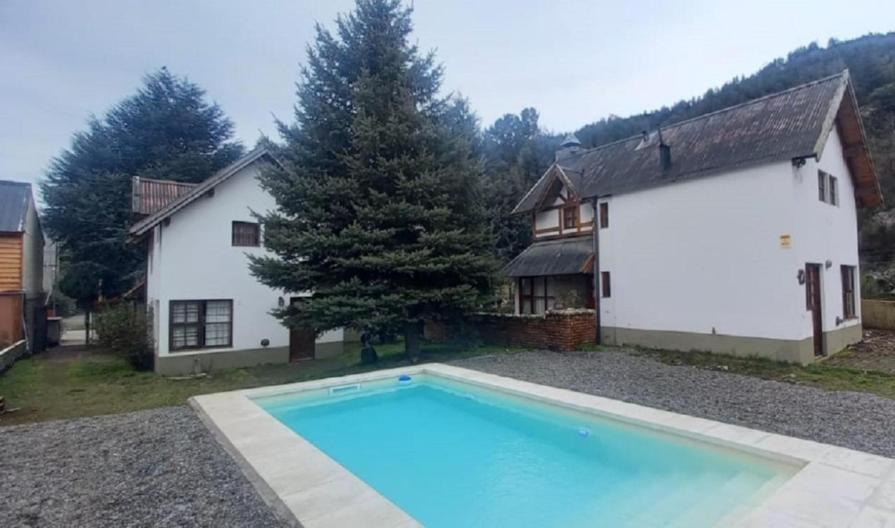Cabanas Luz De Luna San Martín de los Andes Екстериор снимка